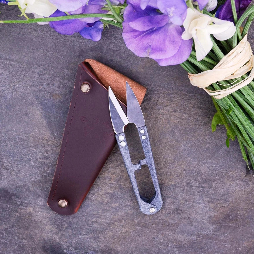 Garden snips for deadheading