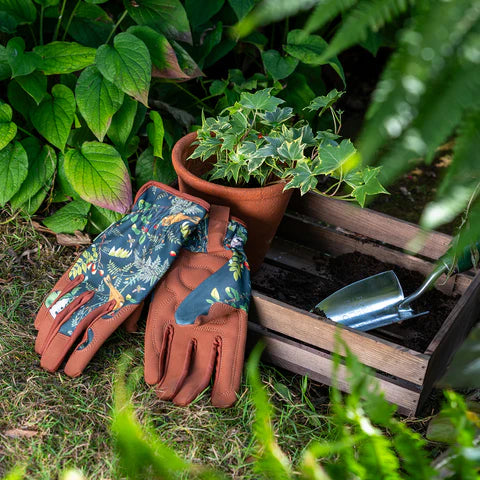 Woodland Wonders Gloves