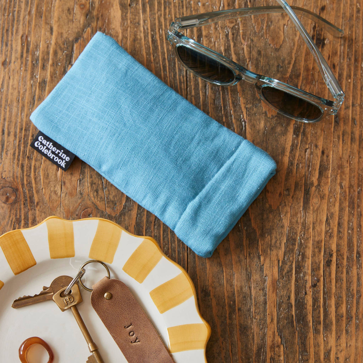 Padded Linen Glasses Case